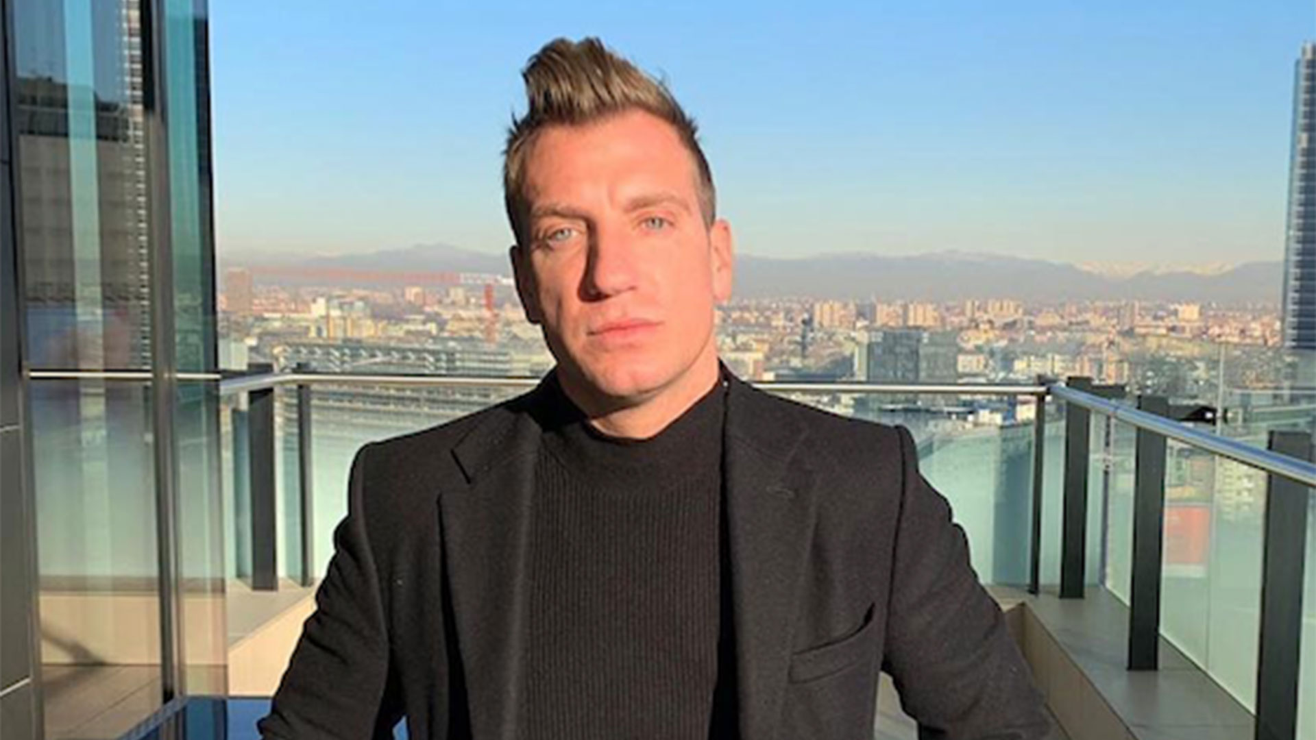 Festejo por el cumpleaños de Maxi López junto a sus hijos y el saludo de su pareja.