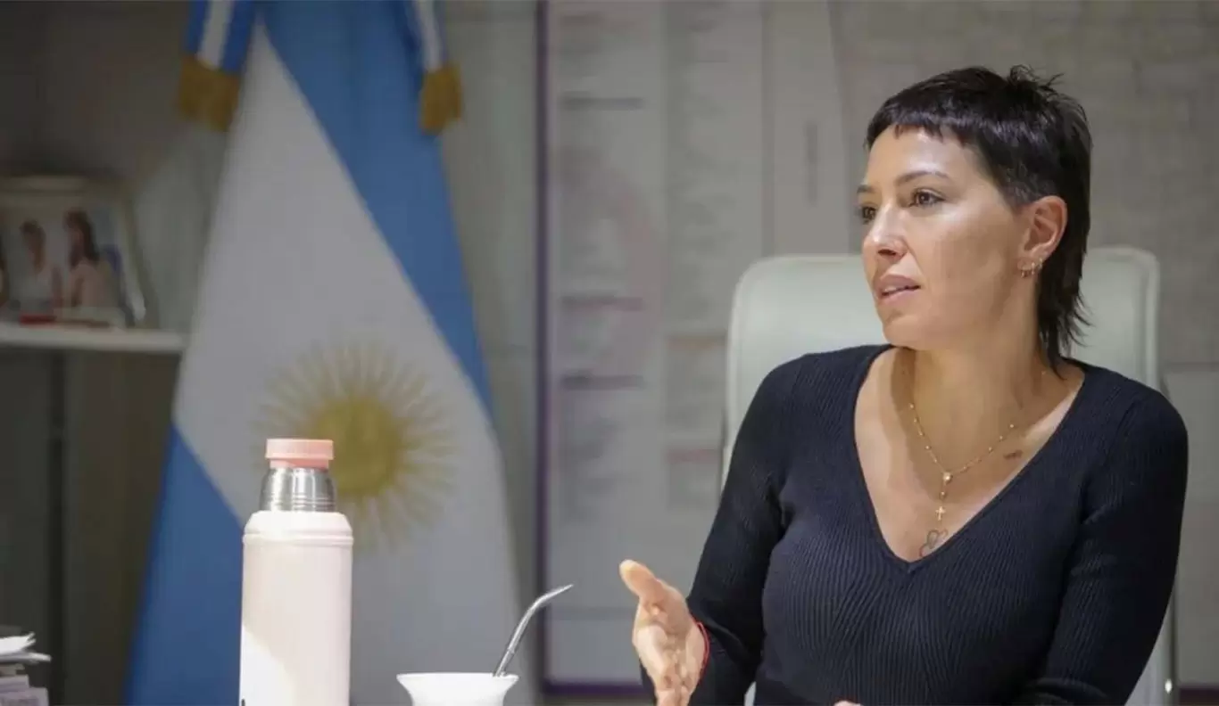 Mayra Mendoza destaca que el peronismo es la salida para devolver la dignidad tras reunión del PJ