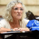 Diputada Mónica Frade presentando denuncia por créditos millonarios del Banco Nación a funcionarios