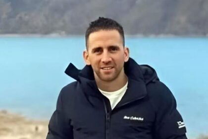 El presidente Javier Milei junto al gendarme liberado en Venezuela Nahuel Gallo en la Casa Rosada