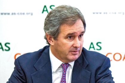 Fachada de la embajada de Irán en Argentina en Buenos Aires tras la orden de expulsión de su diplomático