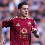 Paulo Dybala durante un partido de la Roma previo a definir el fichaje estrella de Paulo Dybala entre Boca o Flamengo.