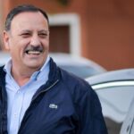 Ricardo Quintela y Axel Kicillof conversando sobre el plan para liderar el peronismo del futuro