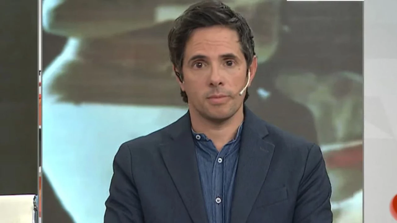 Robertito Funes Ugarte en el momento exacto en que arremetió contra Paulo Kablan durante un streaming.