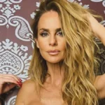 Captura del tierno saludo de Sabrina Rojas a Marcelo Tinelli con una foto antigua del sketch de los Valientes.