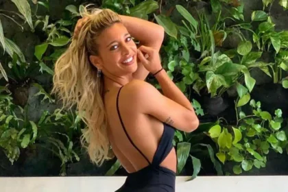 El pequeño hijo de Sol Pérez sonriendo durante el festejo de su primer cumpleaños en familia.