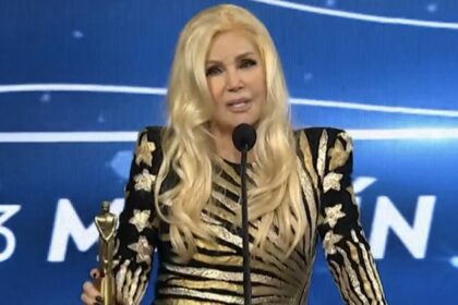 La conductora en su regreso al país para tratar el estado de salud de Susana Giménez tras su viaje a Europa.