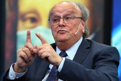 José Ignacio de Mendiguren analizando las advertencias económicas de Sergio Massa en televisión