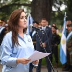 Acto oficial en Retiro con Javier Milei evidenciando la fragmentación política en los actos por Malvinas