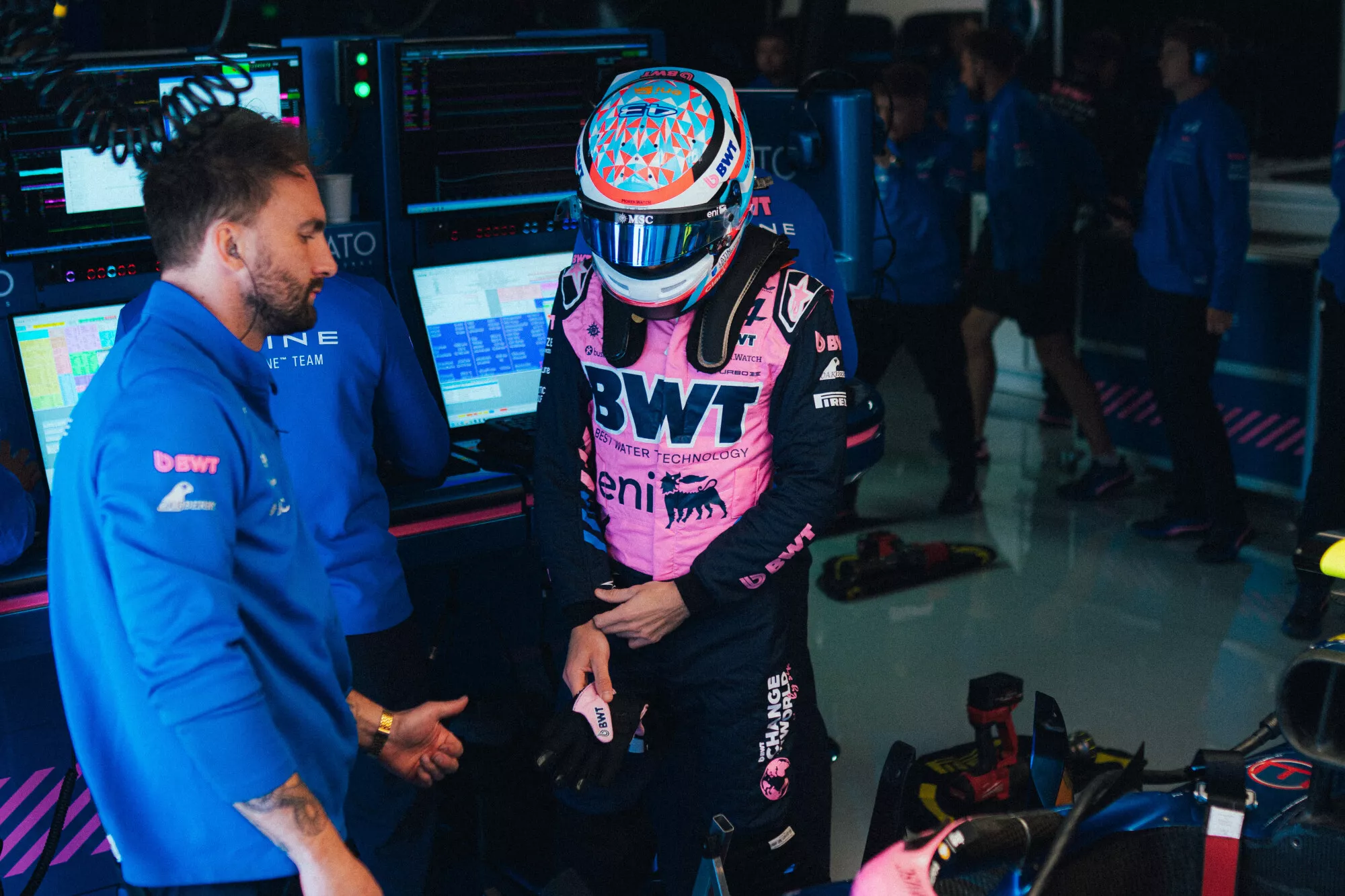 Franco Colapinto brilla en Canadá al mando de su monoplaza Alpine en el circuito de Montreal
