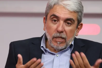 Estudio de televisión donde el histórico dirigente Aníbal Fernández analizó la interna del justicialismo