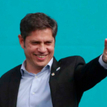 Ingreso principal de la Casa Rosada desde donde el oficialismo nacional acusa a Axel Kicillof por desvío de fondos