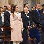 Fachada de la Catedral Metropolitana tras la polémica exclusión de Victoria Villarruel del acto patrio nacional.