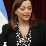 La diputada nacional Cecilia Moreau cuestiona los proyectos legislativos de la gestión nacional durante una sesión en el Congreso de la Nación