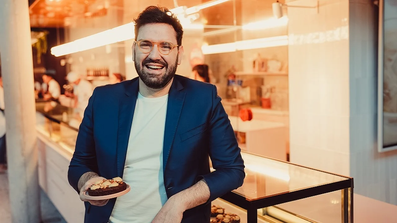 El pastelero Damián Betular sembró dudas sobre el regreso de MasterChef a la pantalla de televisión.
