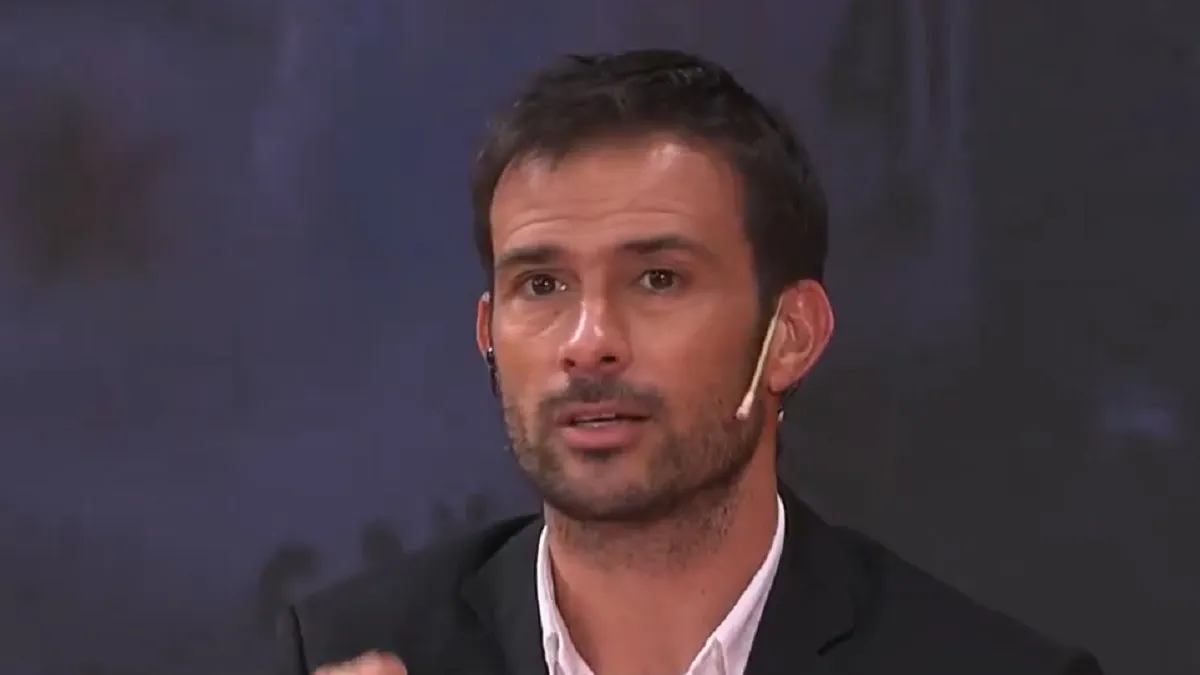 Darío Cvitanich brinda declaraciones en un programa de televisión sobre la separación con la conductora hace más de un año.