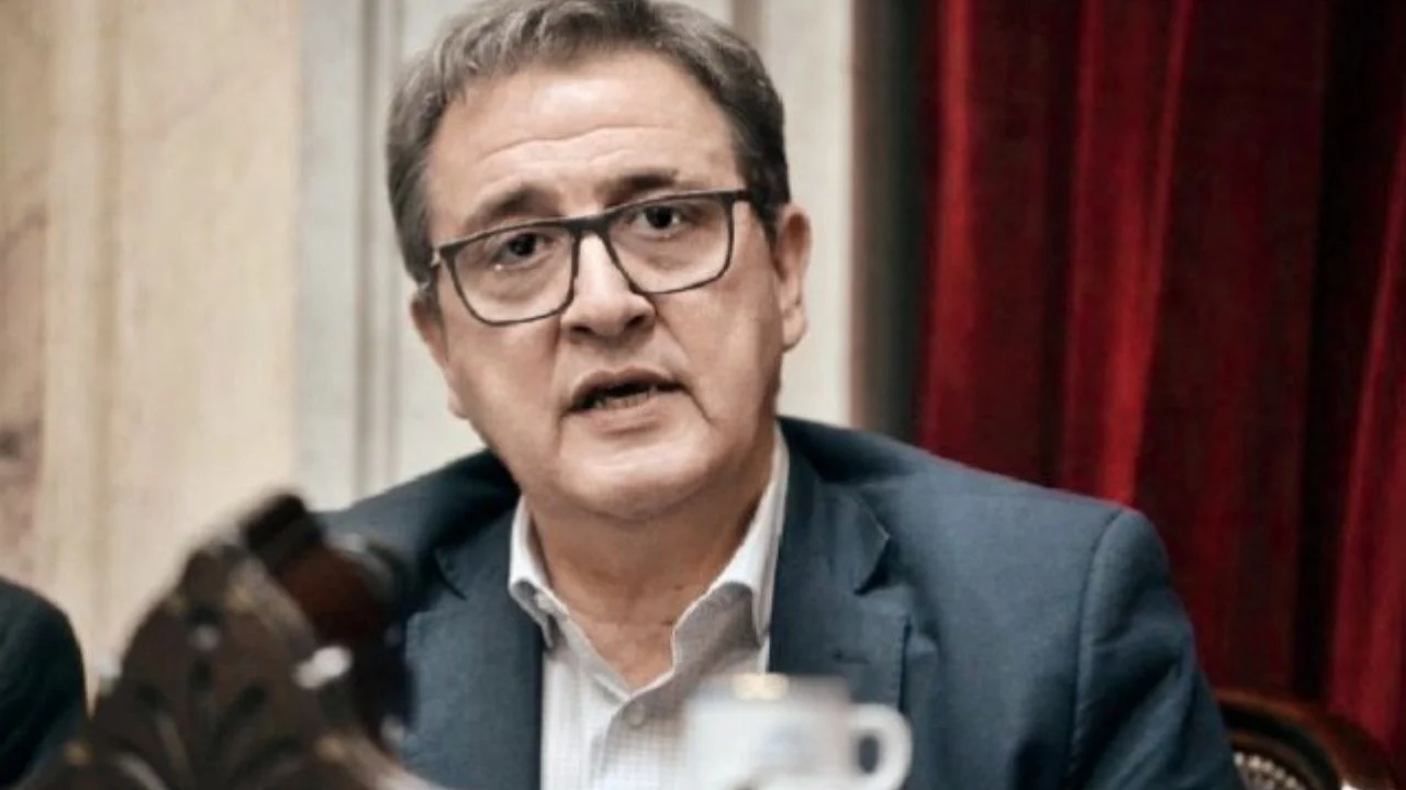El diputado nacional Eduardo Falcone explicó su posición legislativa frente a las comisiones del Congreso