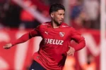 Detalles de las negociaciones de Boca para incorporar a Felipe Loyola en el pr贸ximo mercado de pases