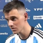 El volante rosarino durante un entrenamiento con la indumentaria nacional mientras se evalúa si Giovani Lo Celso con su nivel técnico integrará la nómina.