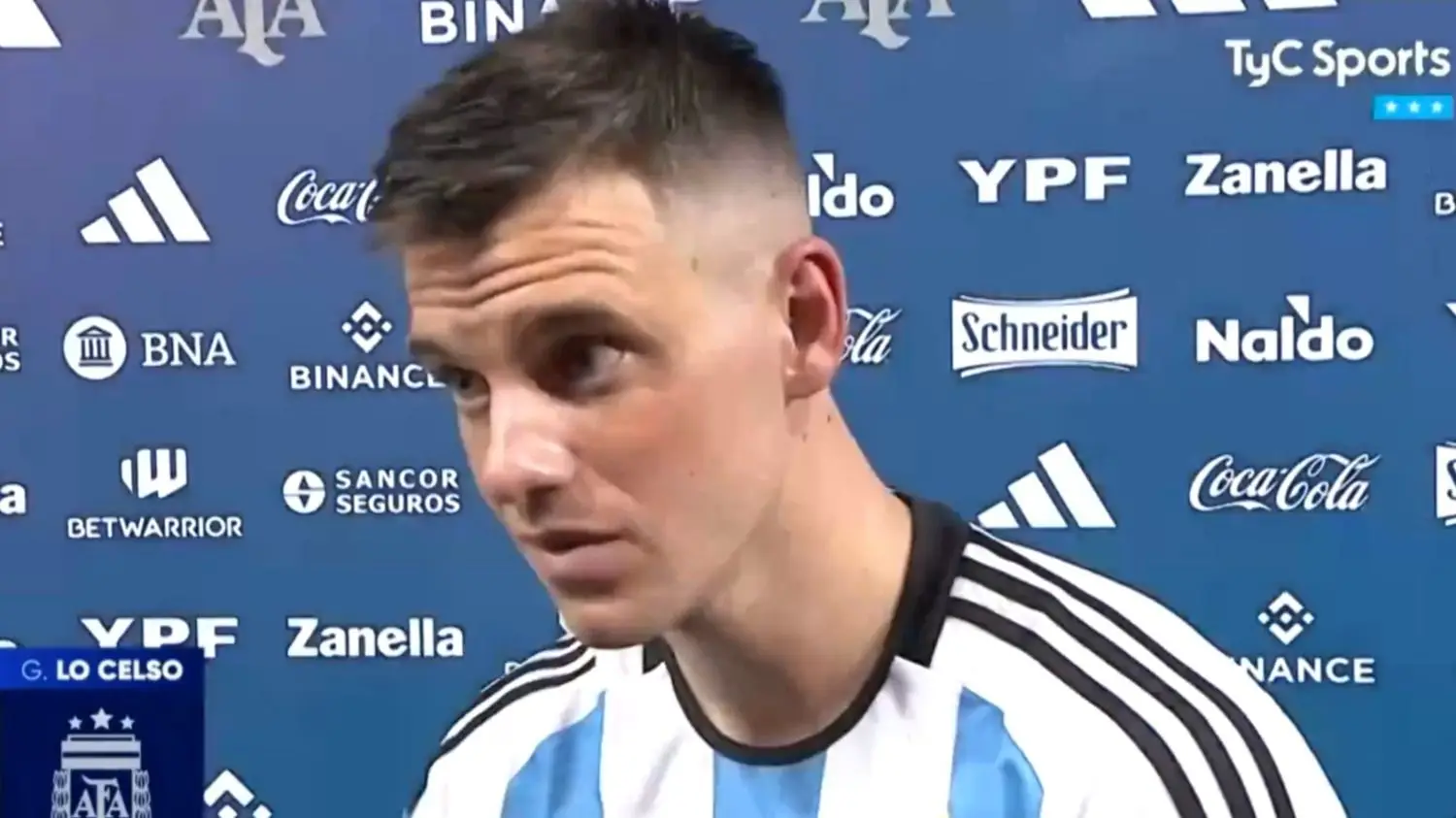 El volante rosarino durante un entrenamiento con la indumentaria nacional mientras se evalúa si Giovani Lo Celso con su nivel técnico integrará la nómina.