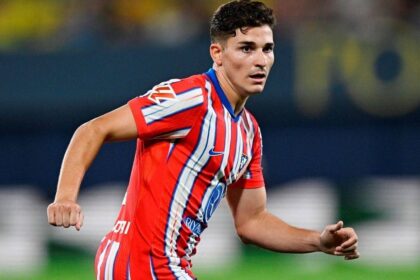 El atacante de la Selección Argentina durante un encuentro continental luego de que el Atlético de Madrid aclaró las condiciones de su venta.