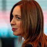 La legisladora María Eugenia Vidal exponiendo sus ideas en una conferencia partidaria en el instante en que María Eugenia Vidal marcó su postura doctrinaria.