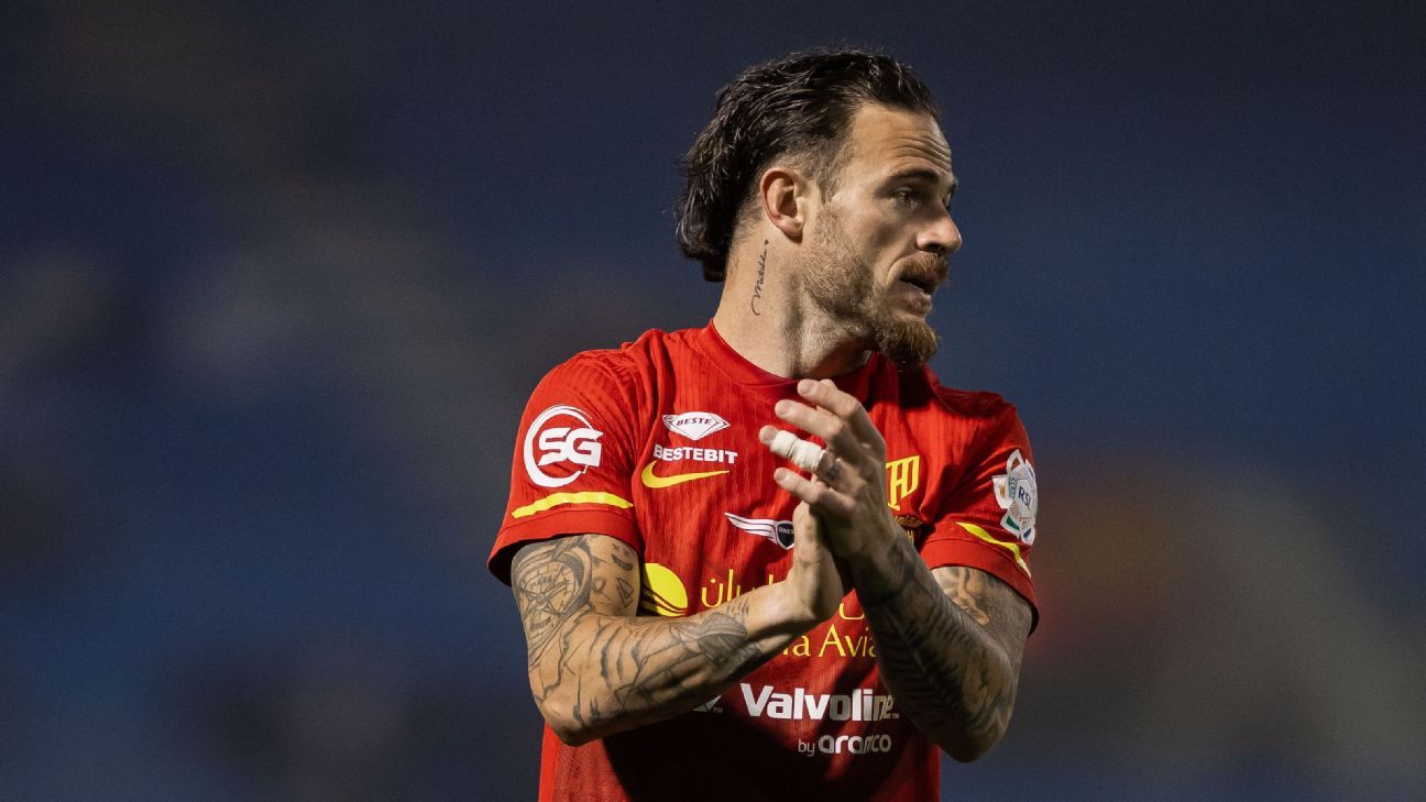 El representante de Nahitan Nández analiza las ofertas del exterior y advierte que se tiene que mover el equipo por él para concretar el pase a Boca