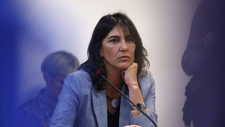 La diputada nacional Natalia de la Sota durante una alocución en el Parlamento en el momento exacto en que Natalia de la Sota criticó al oficialismo.