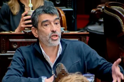El dirigente opositor Rodolfo Tailhade, diputado de la nación, analizó el avance de las causas judiciales contra el oficialismo