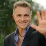 Sergio Lapegüe analiza el futuro de su ciclo televisivo tras la renuncia de su panelista estrella de la temporada