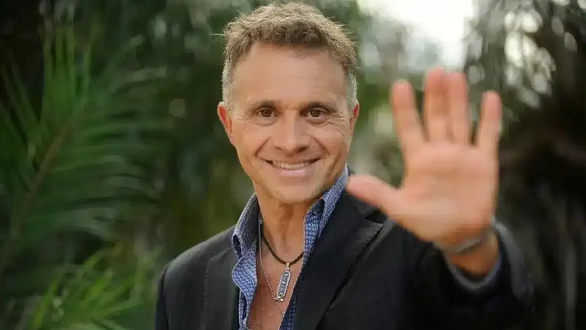 Sergio Lapegüe analiza el futuro de su ciclo televisivo tras la renuncia de su panelista estrella de la temporada