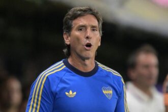 Claudio Úbeda en conferencia de prensa analizando la derrota de Boca en Ecuador por Libertadores