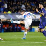 Los futbolistas lamentosos tras la jugada donde Boca queda eliminado de la Copa Libertadores en su estadio