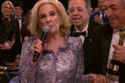 Mirtha Legrand opina en una entrevista tras el triunfo en la categoría a Mejor Conducción en la gala de los Martín Fierro