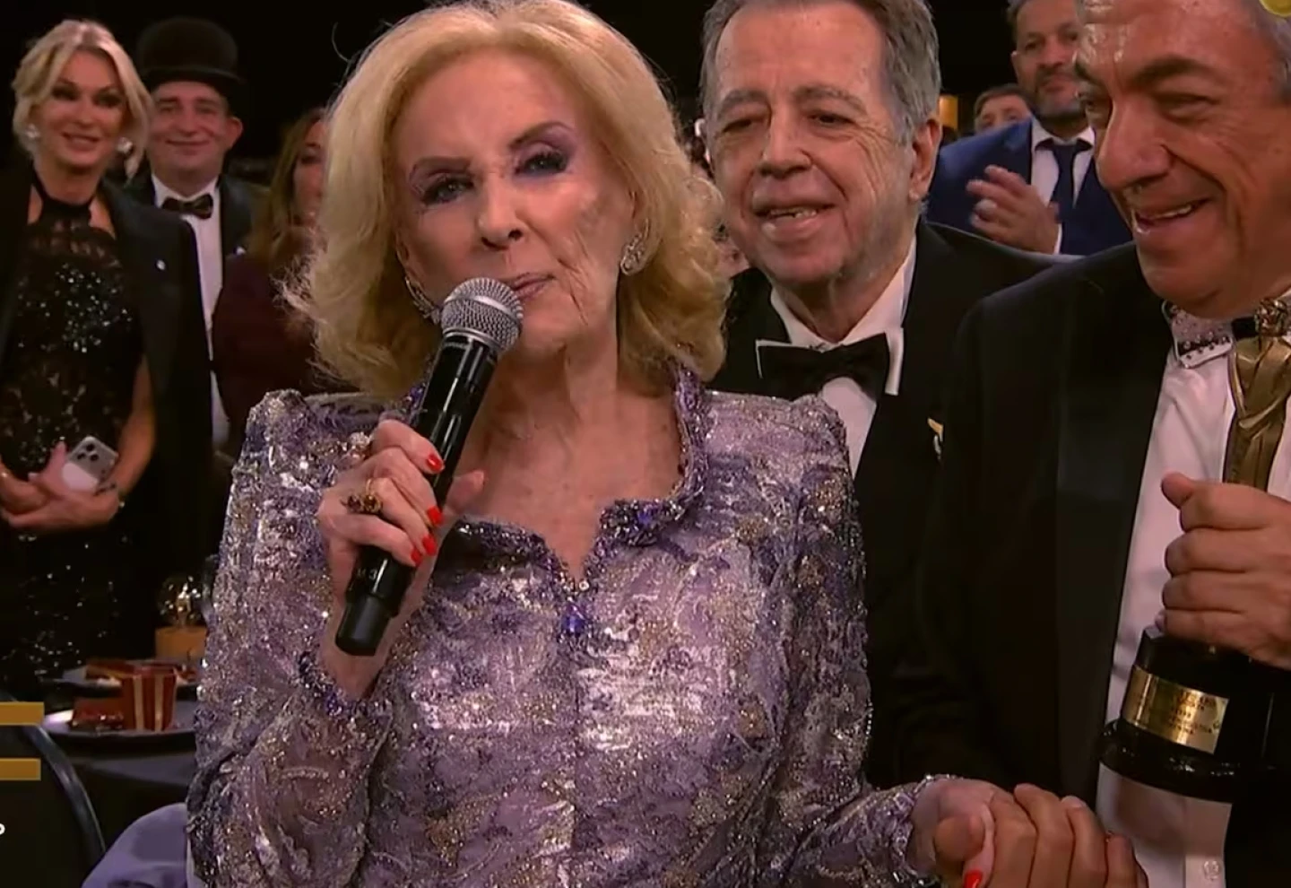 Mirtha Legrand opina en una entrevista tras el triunfo en la categoría a Mejor Conducción en la gala de los Martín Fierro