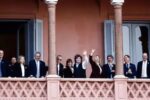 El presidente de la Nación saludando en los actos oficiales del 25 de Mayo luego de confirmarse que Javier Milei abrazó a la senadora.
