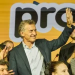 El expresidente Mauricio Macri habla ante la militancia durante un fuerte acto del PRO celebrado en la provincia de Mendoza.