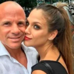 Estudio de televisión donde se analiza la polémica entre Barby Vélez y las repercusiones familiares