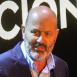 Ministro nacional Federico Sturzenegger analizando las medidas económicas y la gestión de Axel Kicillof en la provincia de Buenos Aires.