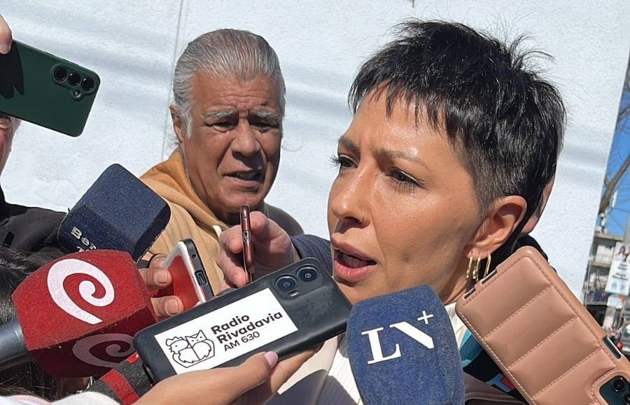 Multitud de fanáticos asiste a la masiva movilización popular en Argentina por la muerte de Indio Solari