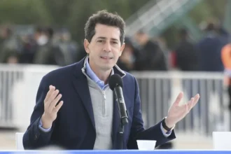 Gráfico estadístico que compara el salario mínimo argentino hoy respecto del poder de compra del año 2001.