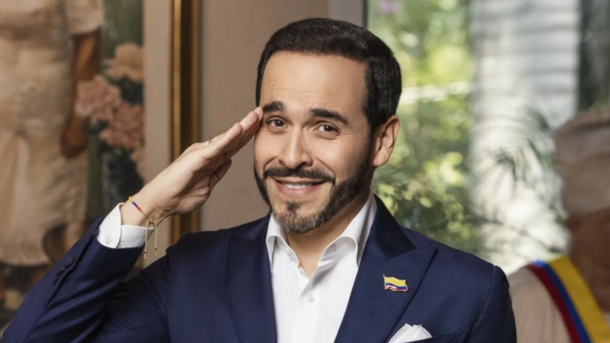 Abelardo de la Espriella celebrando el resultado de las elecciones presidenciales de Colombia en su centro de campaña