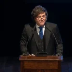 El presidente Javier Milei criticó los subsidios estatales en un acto conmemorativo dentro del Palacio Libertad