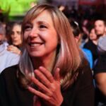 Myriam Bregman habla en Neuquén sobre cómo construir un nuevo movimiento político ante sus militantes.