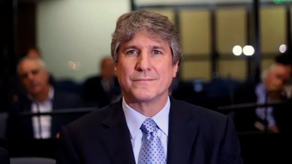 Amado Boudou brinda declaraciones de Amado Boudou sobre Macri en un estudio radial