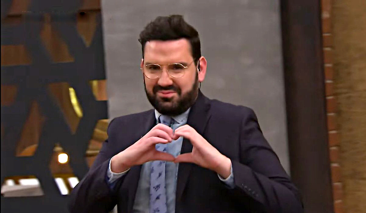 Damián Betular sigue en MasterChef Celebrity durante una entrevista en la que confirmó su continuidad en el reality.