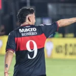 David Romero refuerzo de Boca durante un partido con Tigre en el fútbol argentino.