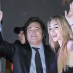 Javier Milei y Fátima Flórez durante una aparición pública tras los rumores de reconciliación.