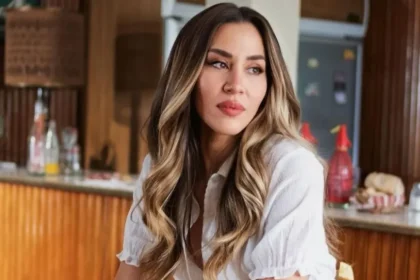 Jimena Barón expresando su postura ante las criticas internacionales a la Argentina