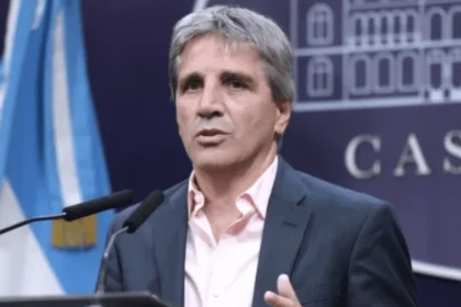 Luis Caputo presenta el nuevo proyecto de inocencia fiscal del Gobierno